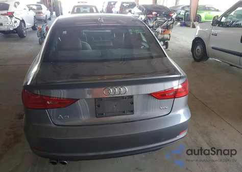 2015 Audi A3 Premium z USA, uszkodzony, nr VIN WAUAJGFF0F1031559